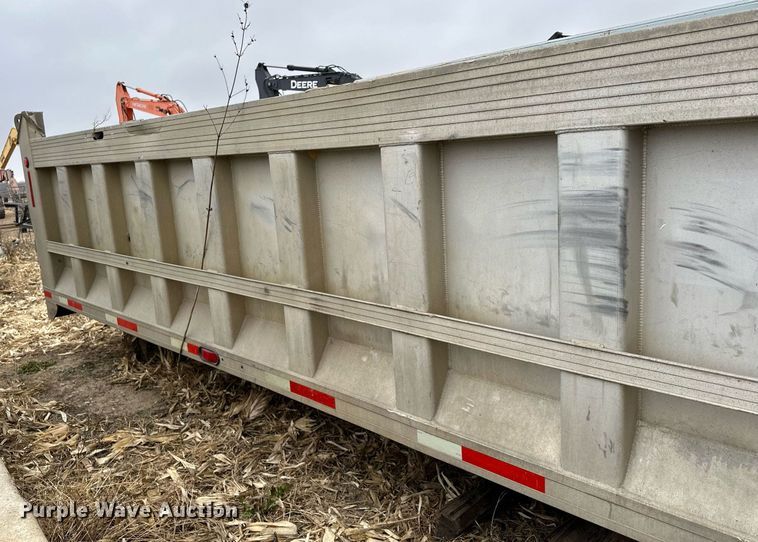 image for item LO9359 Dump truck bed