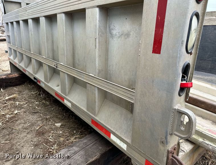 image for item LO9359 Dump truck bed