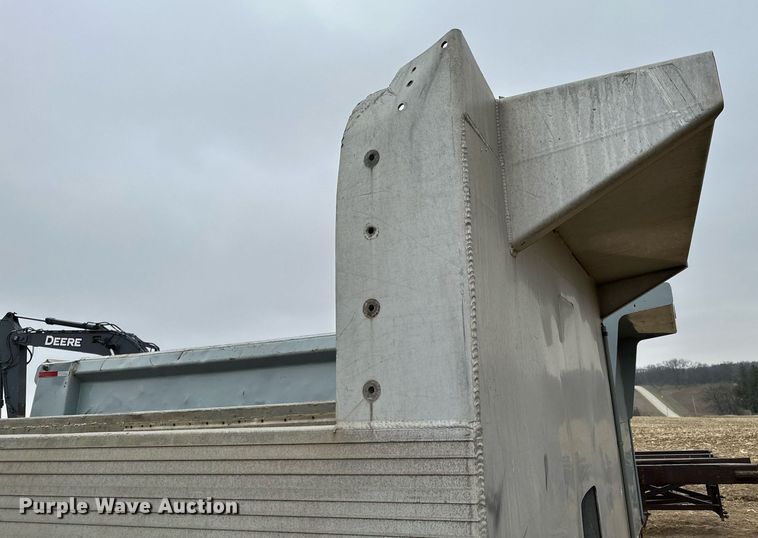 image for item LO9359 Dump truck bed