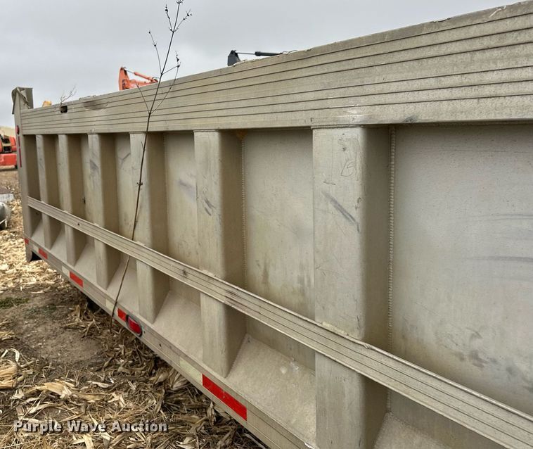 image for item LO9359 Dump truck bed