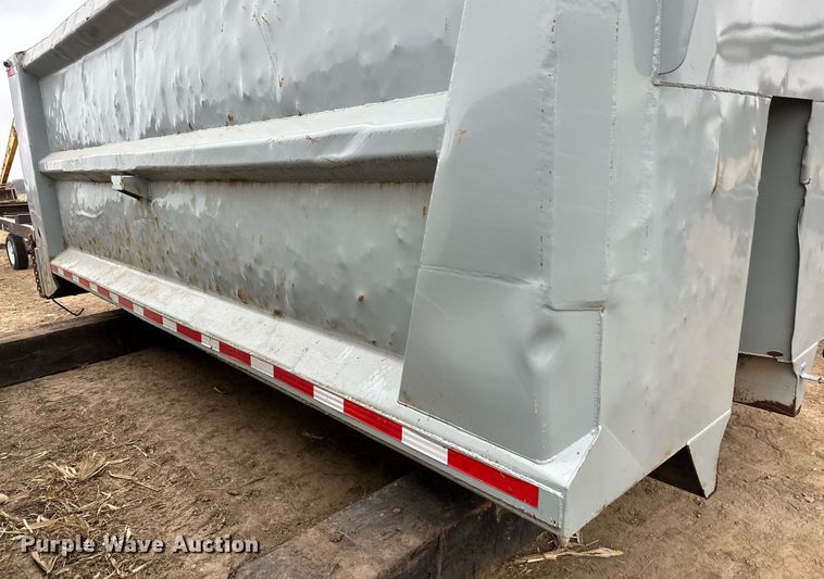 image for item LO9360 Heil  dump truck bed