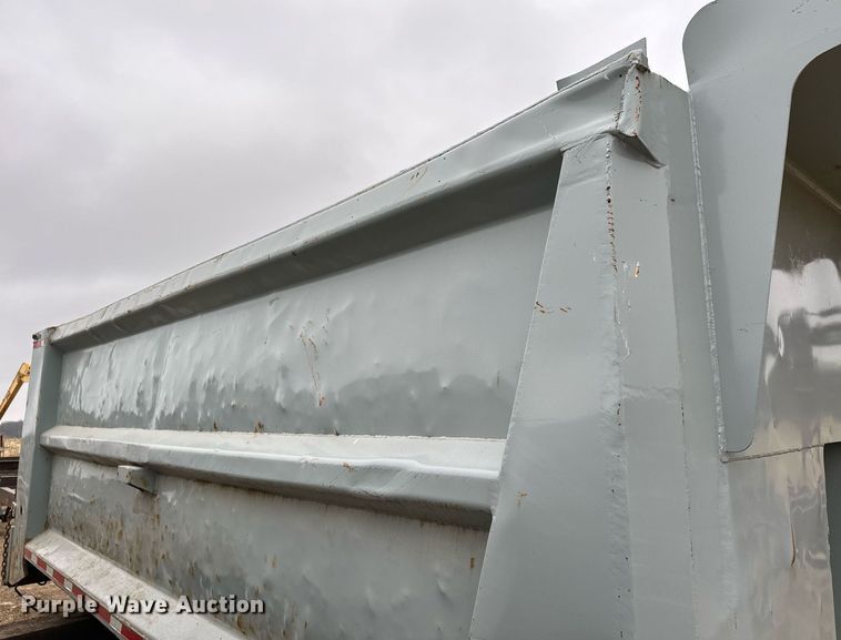 image for item LO9360 Heil  dump truck bed