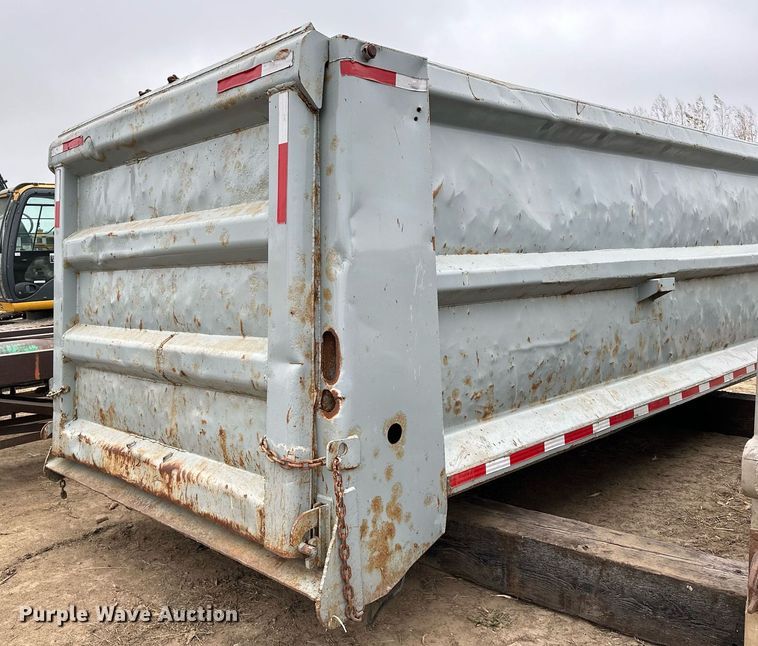 image for item LO9360 Heil  dump truck bed