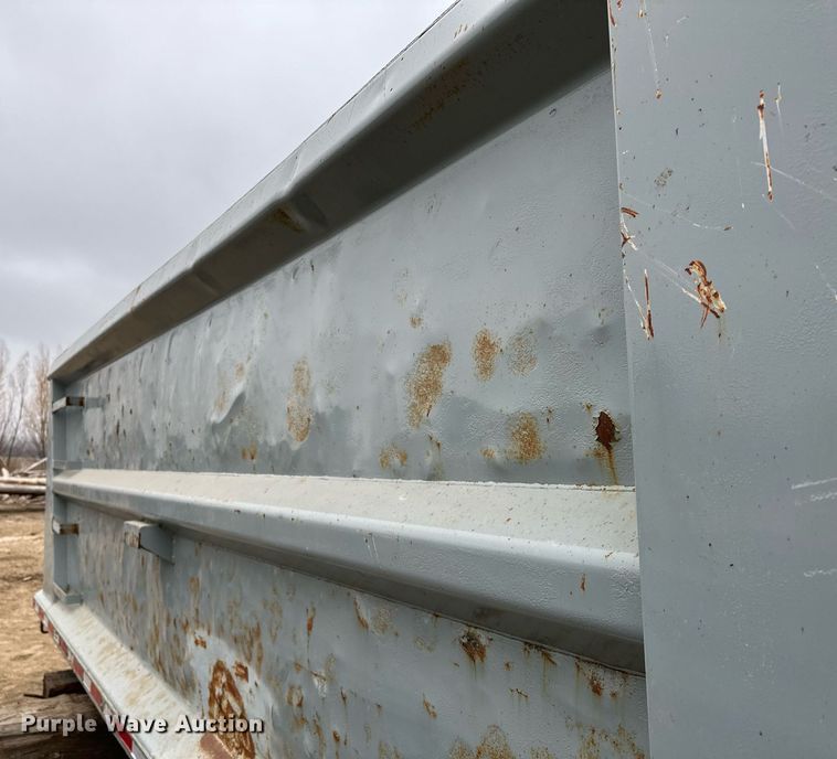 image for item LO9360 Heil  dump truck bed