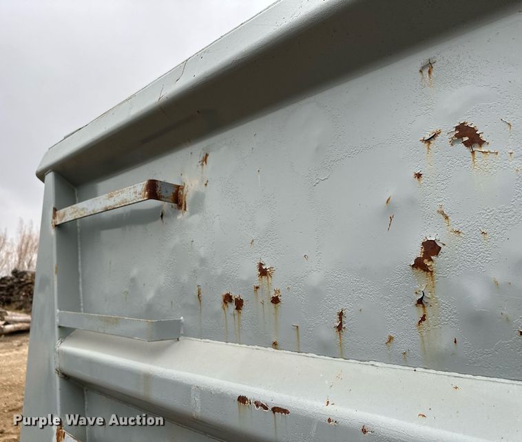 image for item LO9360 Heil  dump truck bed