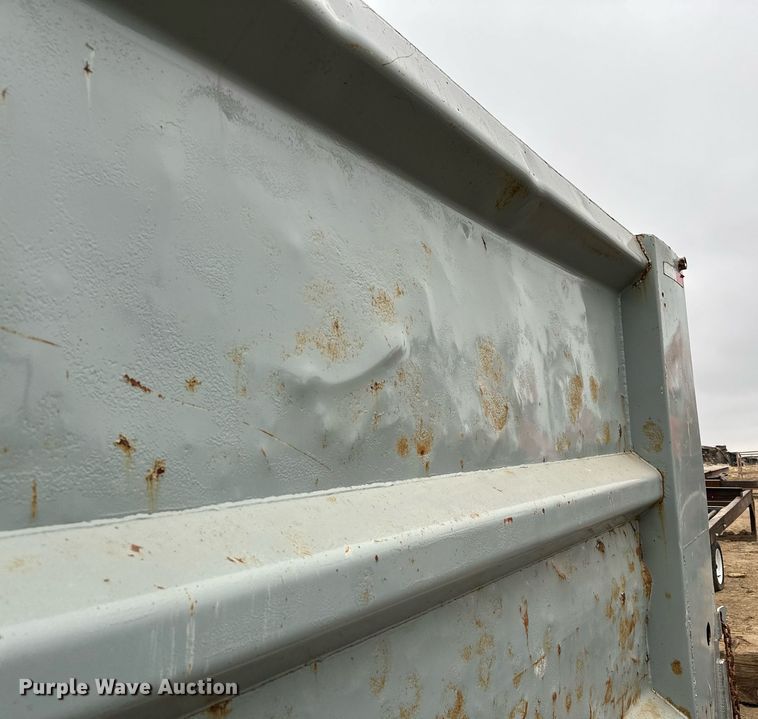 image for item LO9360 Heil  dump truck bed