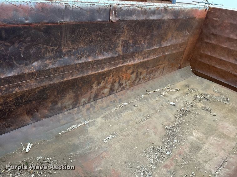 image for item LO9360 Heil  dump truck bed