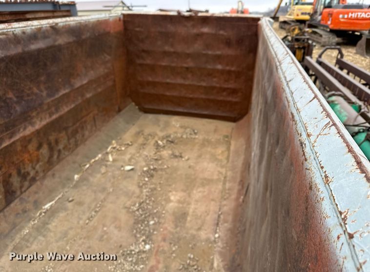 image for item LO9360 Heil  dump truck bed