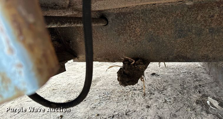 image for item LO9360 Heil  dump truck bed