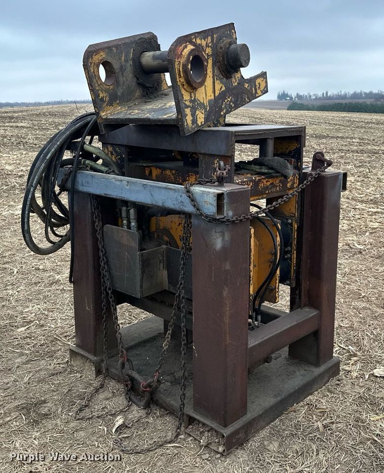 image for item LO9362 Movax Vibro MTD Hammer  pile driver