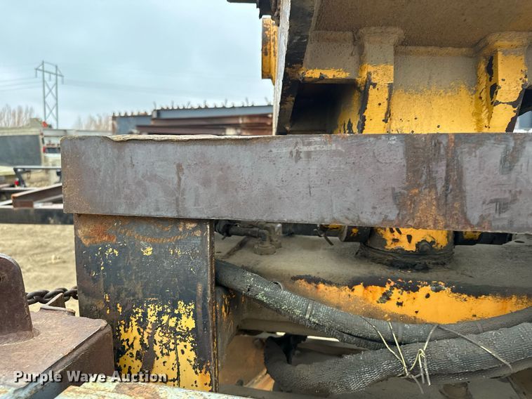 image for item LO9362 Movax Vibro MTD Hammer  pile driver