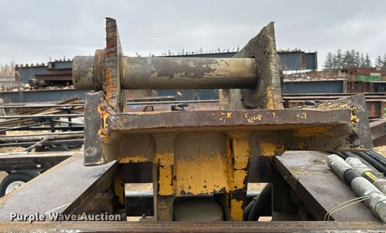 image for item LO9362 Movax Vibro MTD Hammer  pile driver