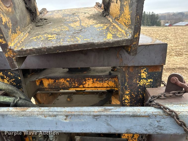 image for item LO9362 Movax Vibro MTD Hammer  pile driver