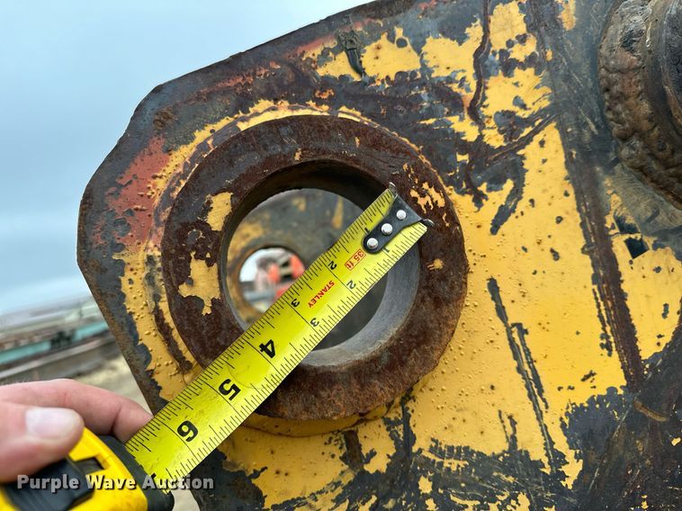 image for item LO9362 Movax Vibro MTD Hammer  pile driver