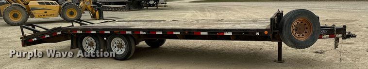 image for item LO9363 2013 Load Trail  equipment trailer