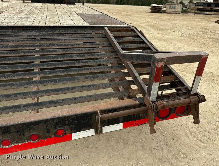 image for item LO9363 2013 Load Trail  equipment trailer