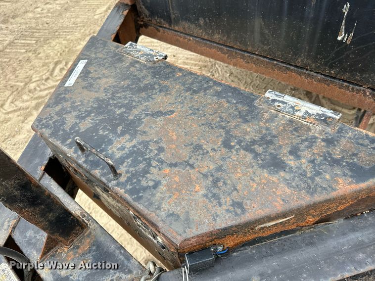 image for item LO9364 2013 PJ  dump trailer