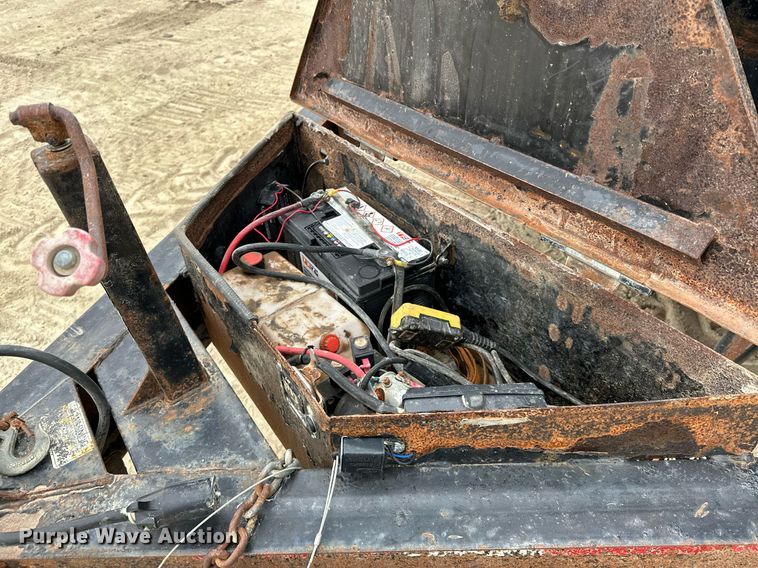 image for item LO9364 2013 PJ  dump trailer