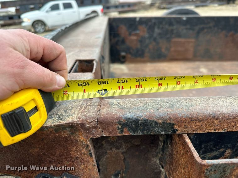 image for item LO9364 2013 PJ  dump trailer