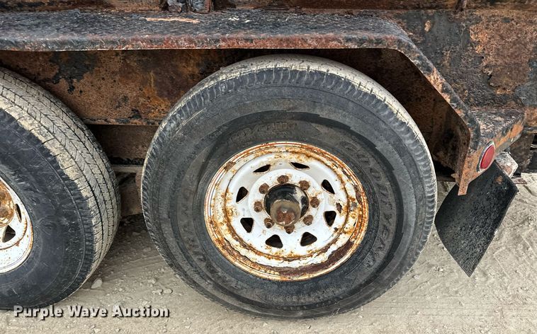 image for item LO9364 2013 PJ  dump trailer