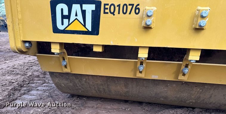 image for item LO9367 2021 Caterpillar CS44B  single drum vibratory roller