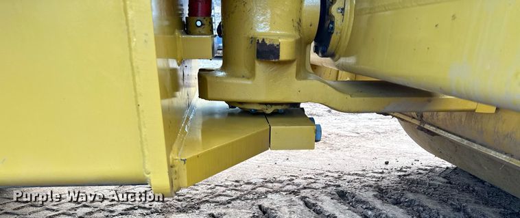image for item LO9367 2021 Caterpillar CS44B  single drum vibratory roller