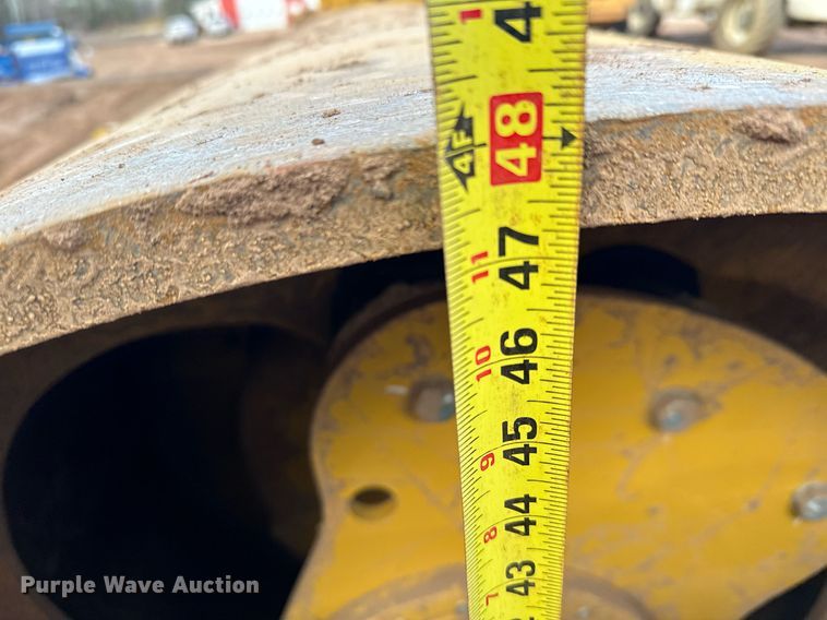 image for item LO9367 2021 Caterpillar CS44B  single drum vibratory roller