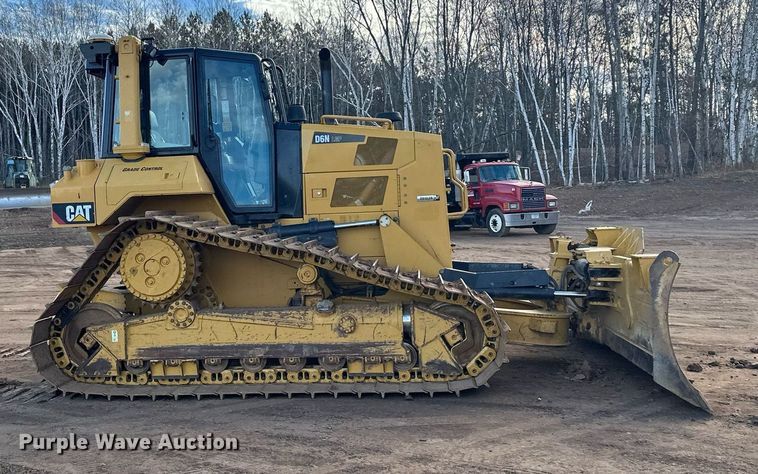 image for item LO9368 2018 Caterpillar D6N LGP  dozer