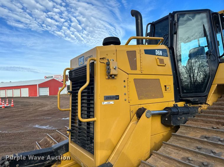 image for item LO9368 2018 Caterpillar D6N LGP  dozer