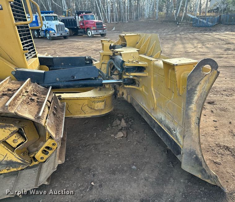 image for item LO9368 2018 Caterpillar D6N LGP  dozer