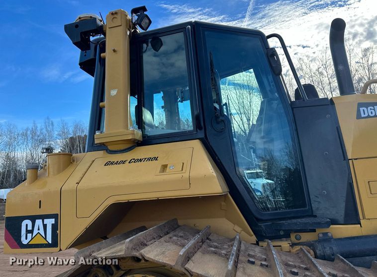 image for item LO9368 2018 Caterpillar D6N LGP  dozer