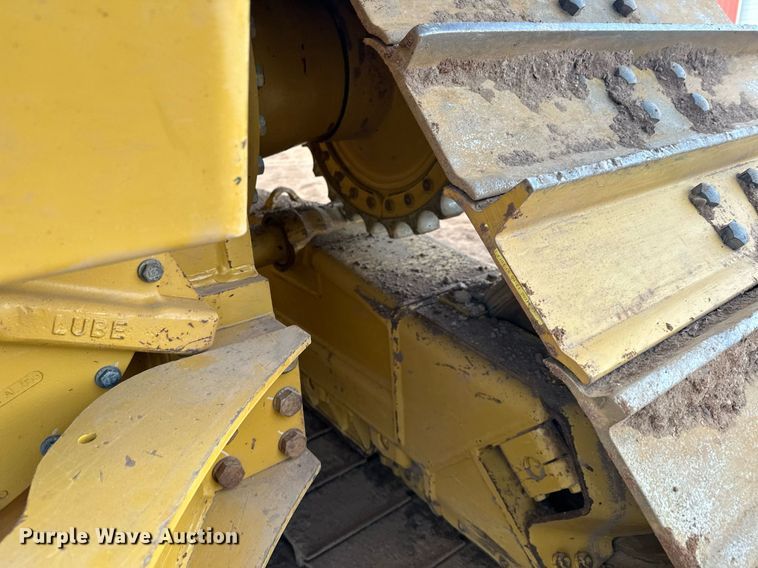 image for item LO9368 2018 Caterpillar D6N LGP  dozer