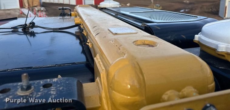 image for item LO9368 2018 Caterpillar D6N LGP  dozer