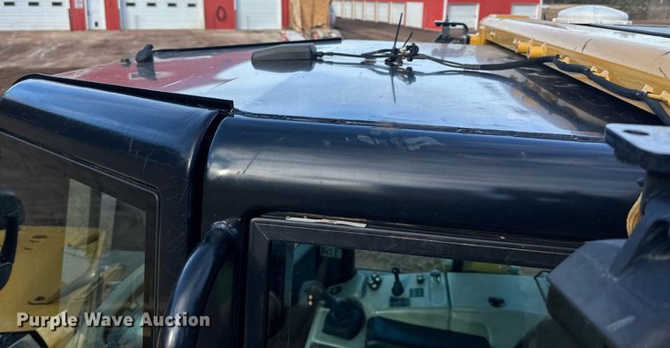 image for item LO9368 2018 Caterpillar D6N LGP  dozer