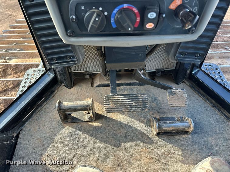 image for item LO9368 2018 Caterpillar D6N LGP  dozer