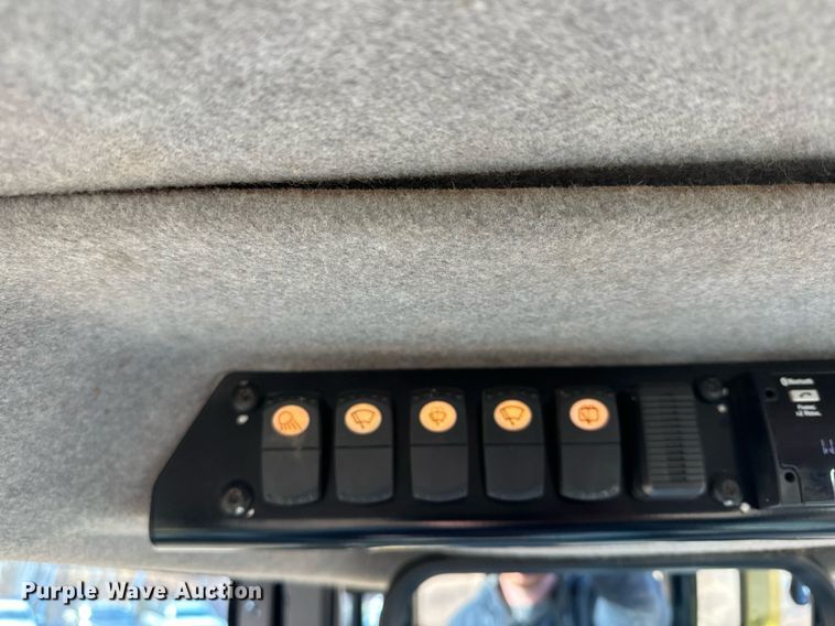 image for item LO9368 2018 Caterpillar D6N LGP  dozer