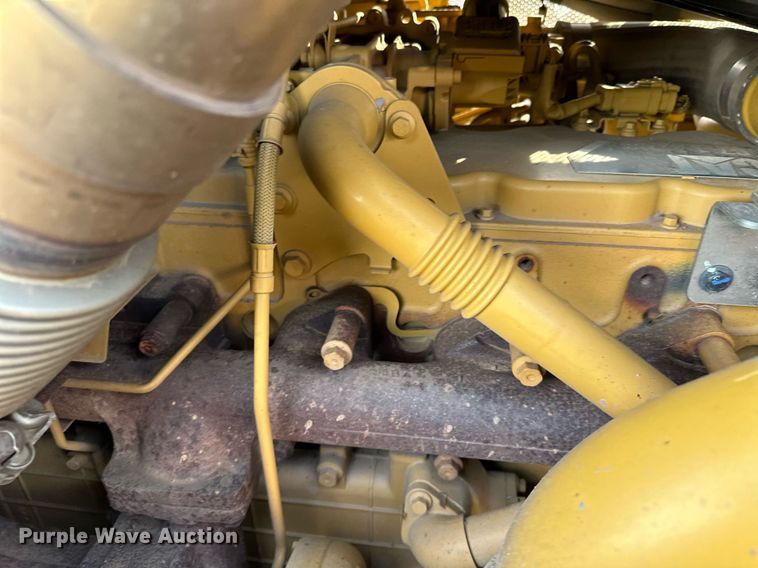 image for item LO9368 2018 Caterpillar D6N LGP  dozer