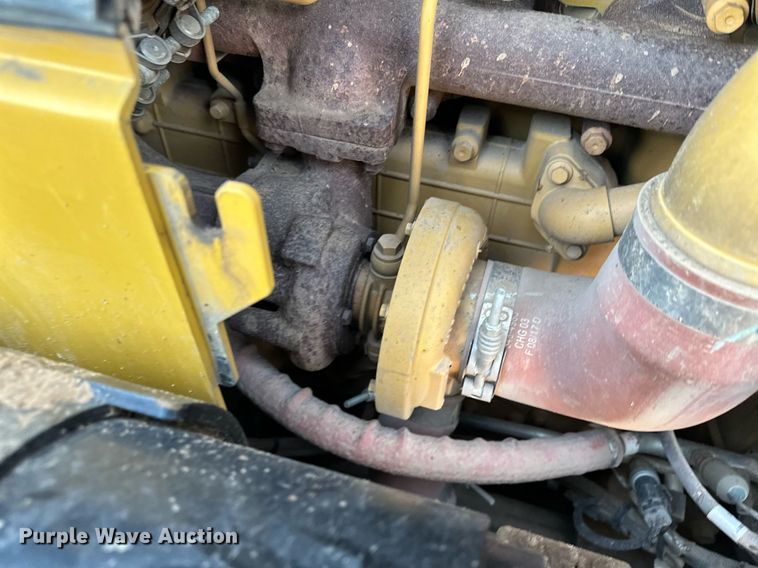 image for item LO9368 2018 Caterpillar D6N LGP  dozer