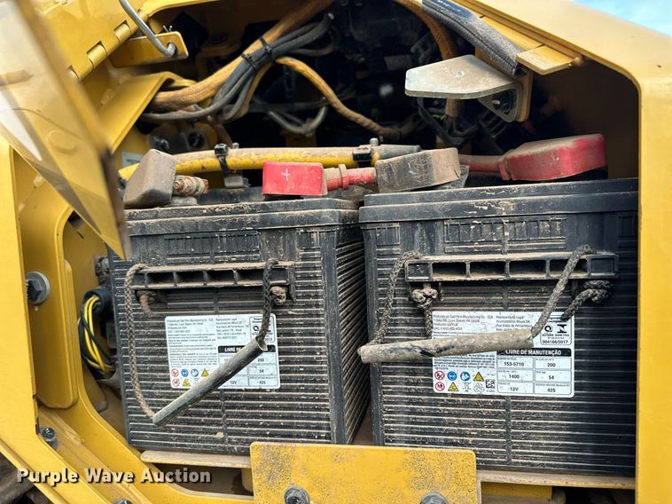 image for item LO9368 2018 Caterpillar D6N LGP  dozer