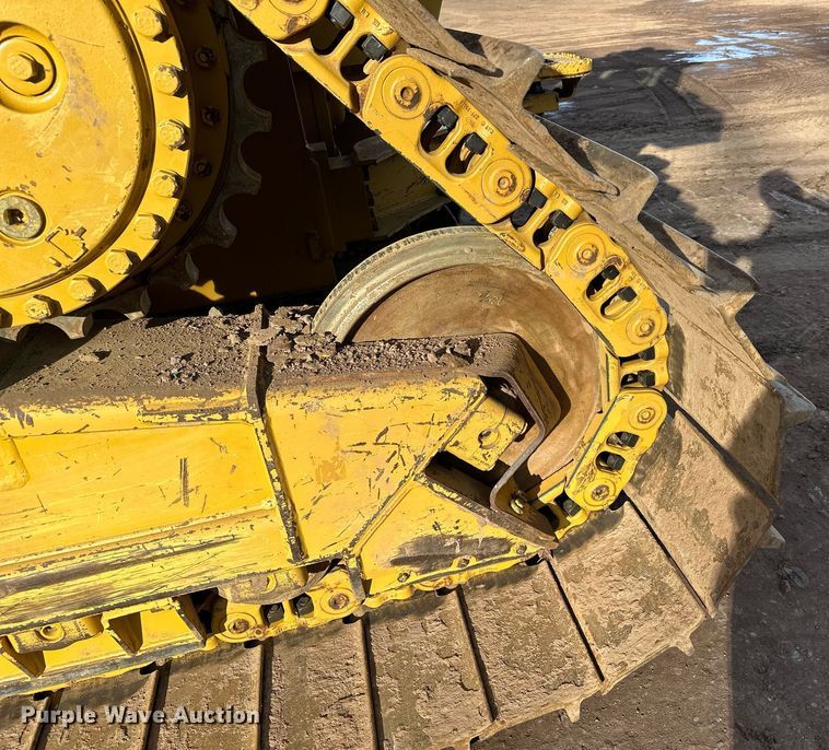 image for item LO9368 2018 Caterpillar D6N LGP  dozer