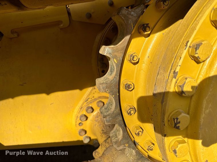 image for item LO9368 2018 Caterpillar D6N LGP  dozer