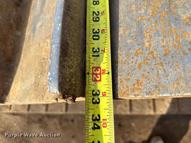 image for item LO9368 2018 Caterpillar D6N LGP  dozer