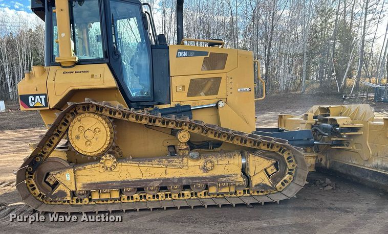 image for item LO9368 2018 Caterpillar D6N LGP  dozer