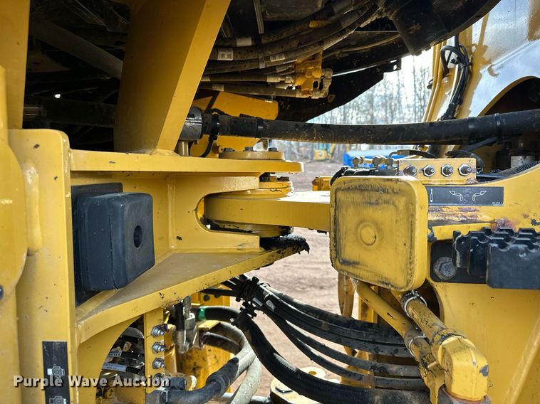 image for item LO9369 2017 Caterpillar 938M  wheel loader