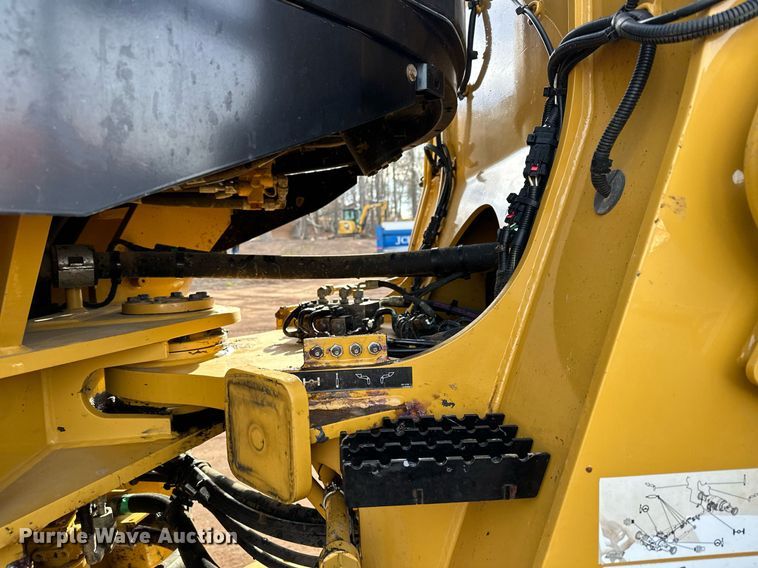image for item LO9369 2017 Caterpillar 938M  wheel loader