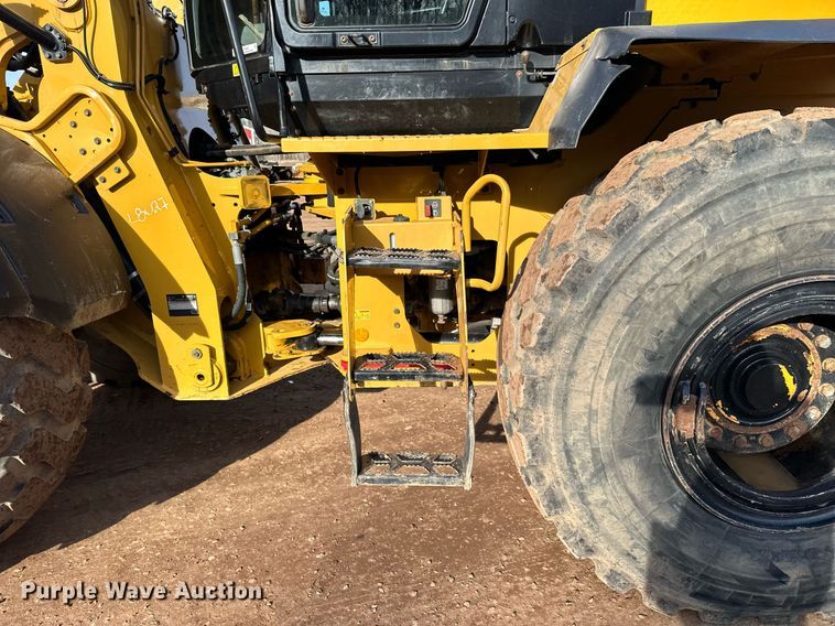 image for item LO9369 2017 Caterpillar 938M  wheel loader