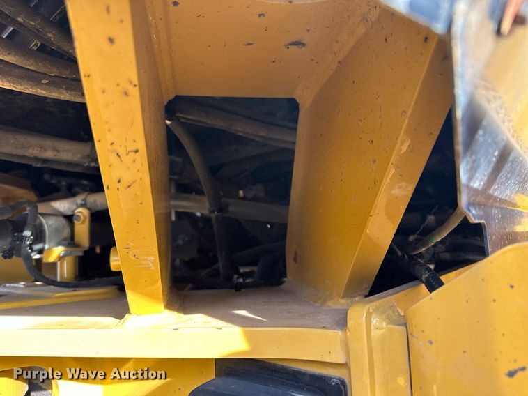 image for item LO9369 2017 Caterpillar 938M  wheel loader