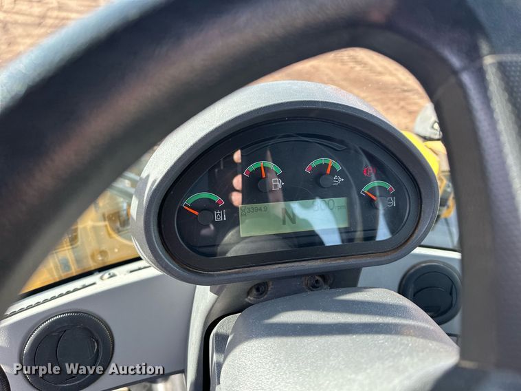 image for item LO9369 2017 Caterpillar 938M  wheel loader