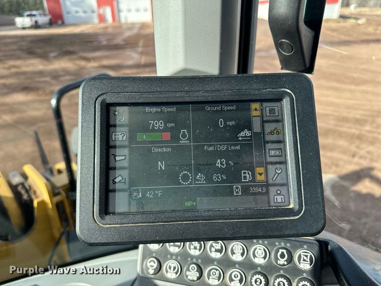 image for item LO9369 2017 Caterpillar 938M  wheel loader