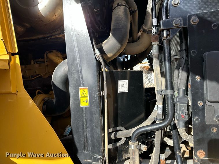 image for item LO9369 2017 Caterpillar 938M  wheel loader